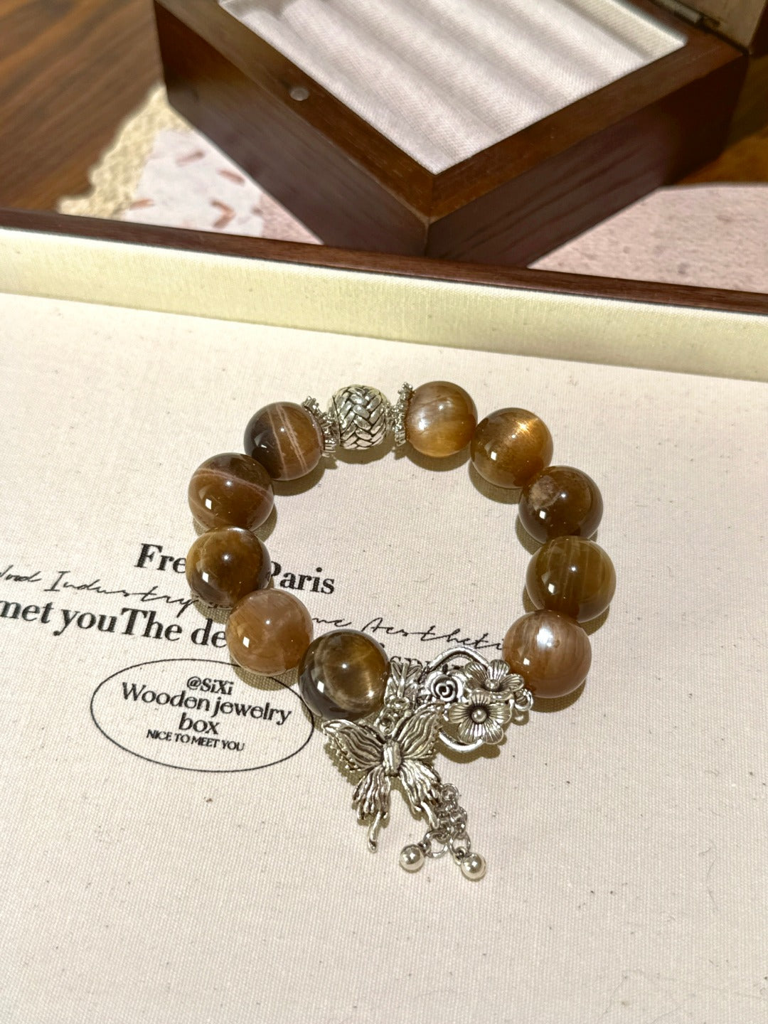 Clarity & Confidence Crystal Bracelet – Tea Stem Stone for Protection & Self-Awareness