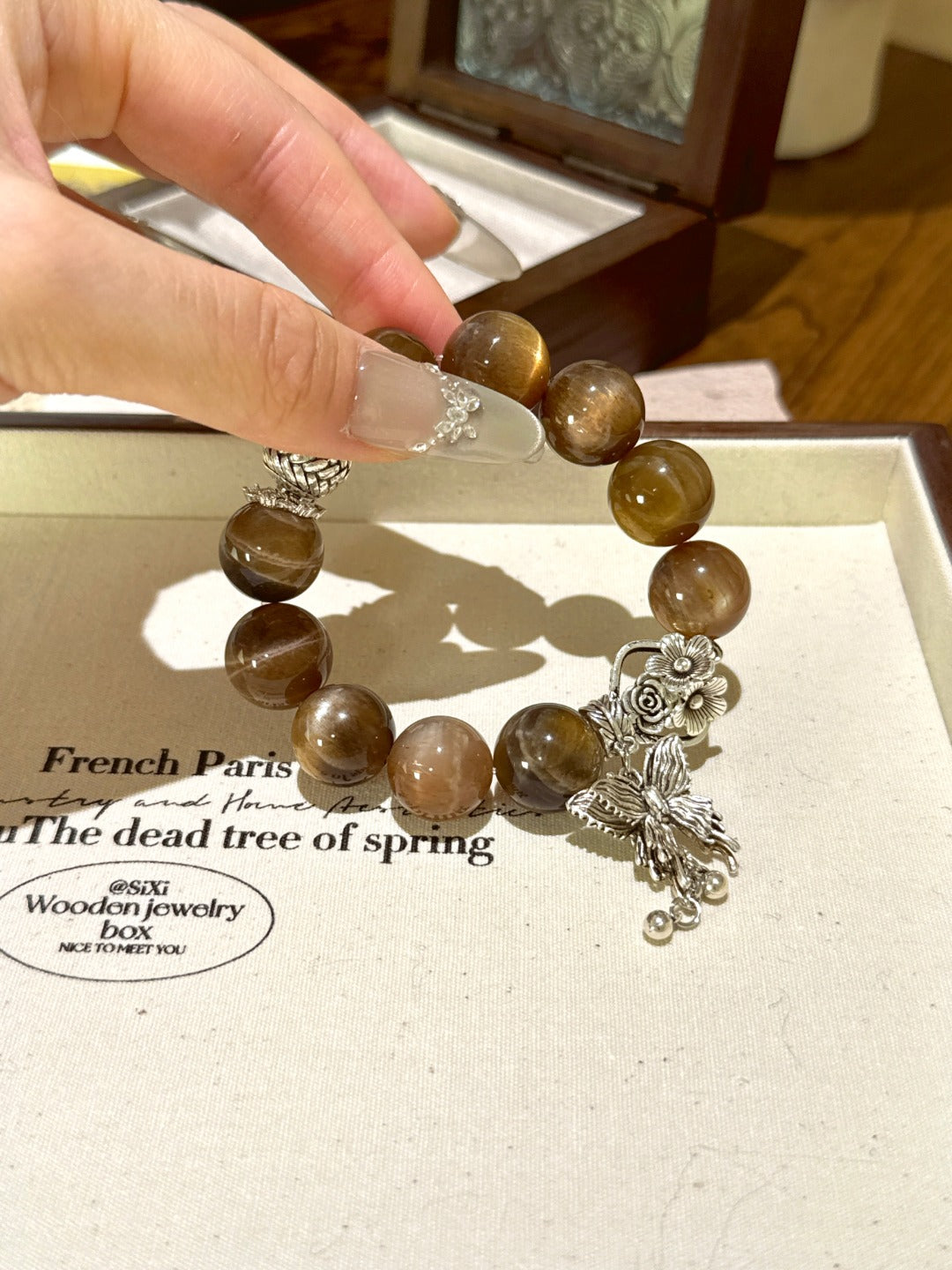 Clarity & Confidence Crystal Bracelet – Tea Stem Stone for Protection & Self-Awareness