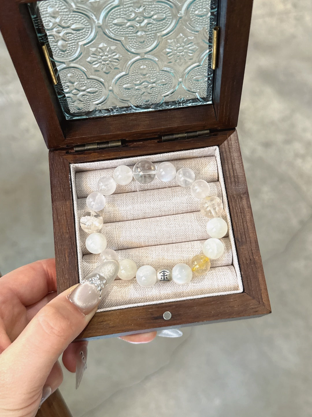 Gold — Clarity • Decisiveness • Professional Brilliance